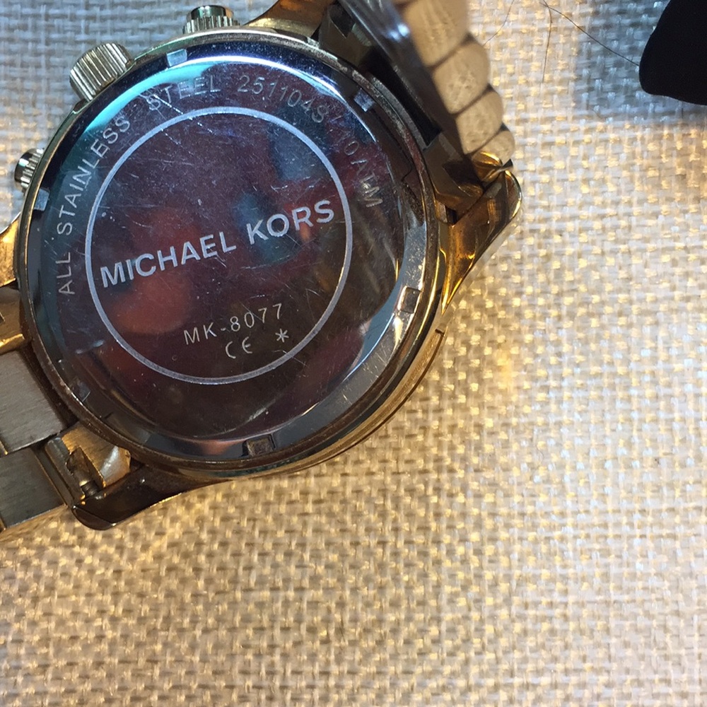 Michael Kors watch - Picture 3 of 4